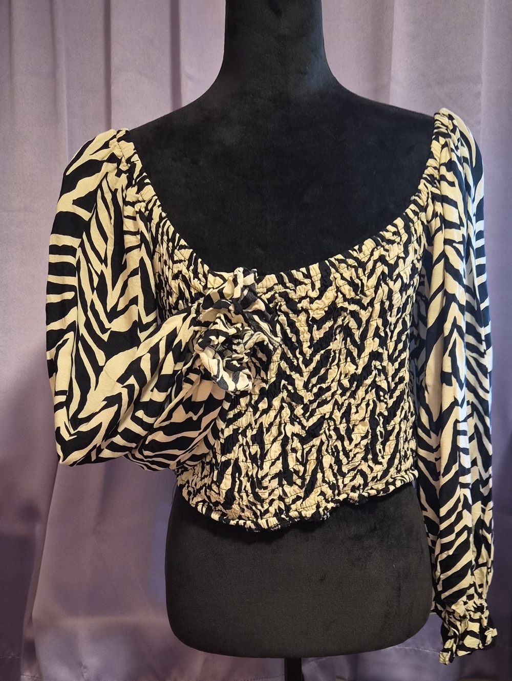Eloquii Black and Cream Zebra Smocked Puff Sleeve Crop Top